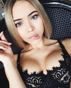 Даша блядь СПБ, проститутки садо, метро Владимирская - фото 1
