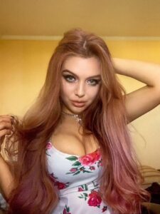 Карина проститутка СПБ, снять проститутку в Санкт Петербурге, метро Владимирская - фото 2